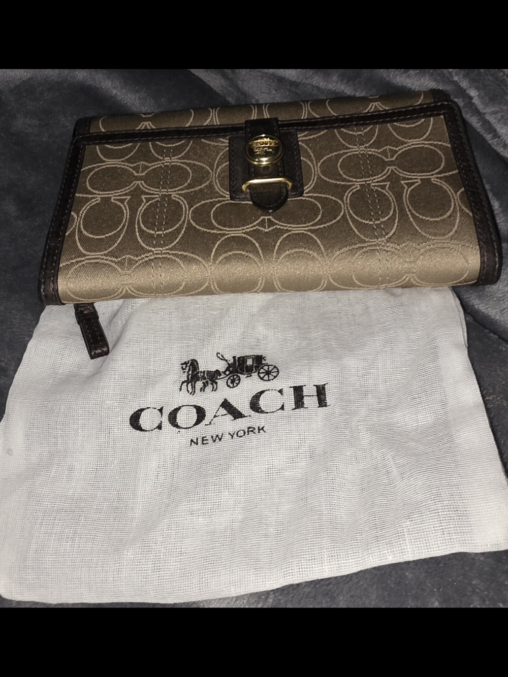 Coach Signature Continental Tri Fold Wallet in Tan/Brown